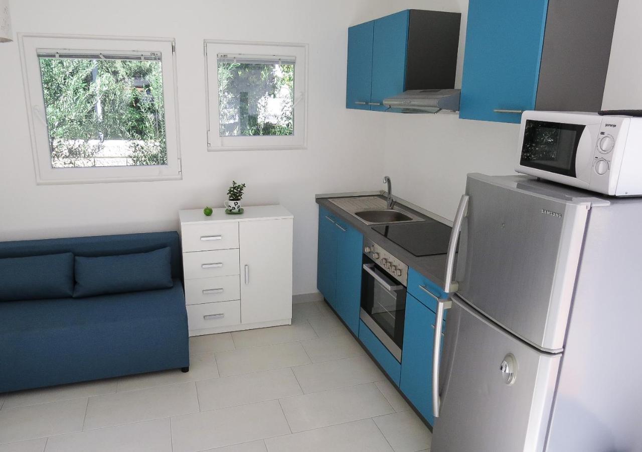 Bungalow Vice With Pool Pakoštane Buitenkant foto