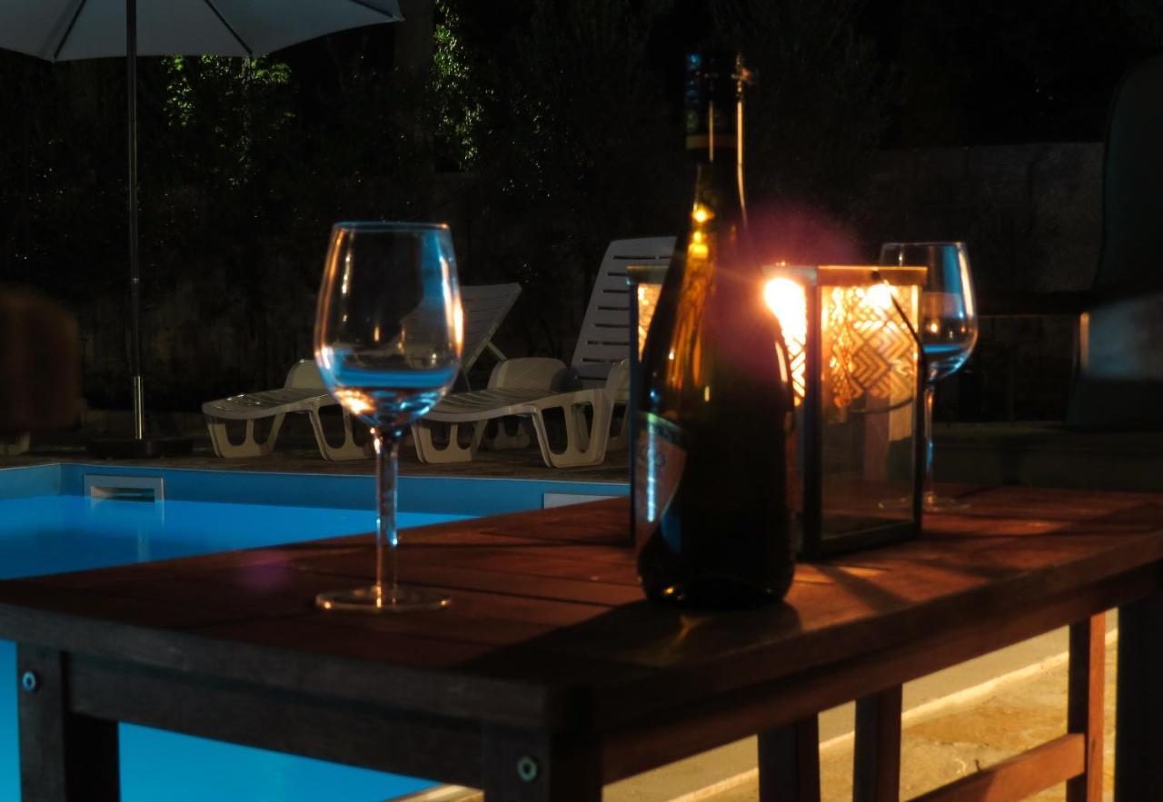 Bungalow Vice With Pool Pakoštane Buitenkant foto